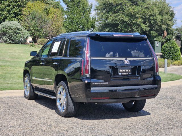 2015 Cadillac Escalade Luxury