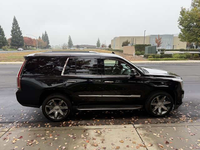 2015 Cadillac Escalade Luxury