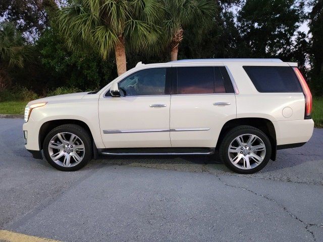 2015 Cadillac Escalade Luxury