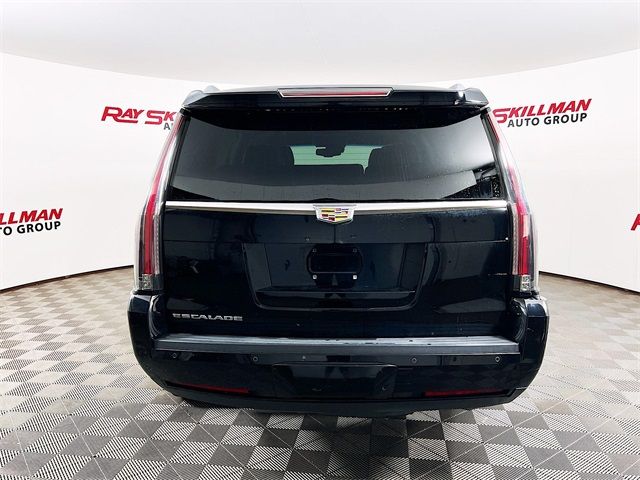 2015 Cadillac Escalade Luxury