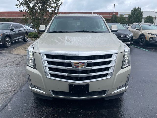 2015 Cadillac Escalade Luxury