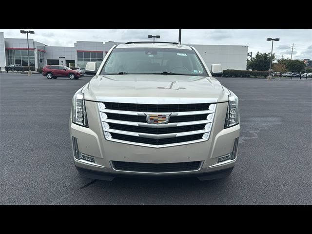 2015 Cadillac Escalade Luxury