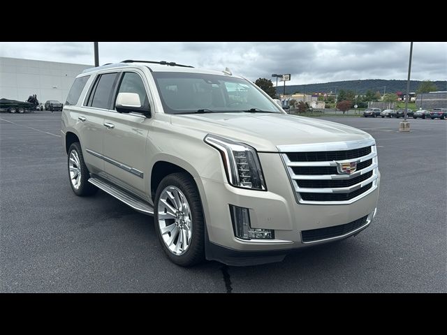 2015 Cadillac Escalade Luxury