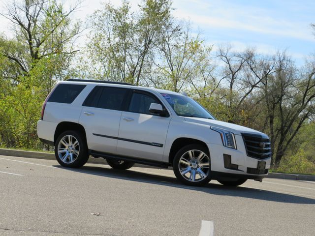 2015 Cadillac Escalade Luxury