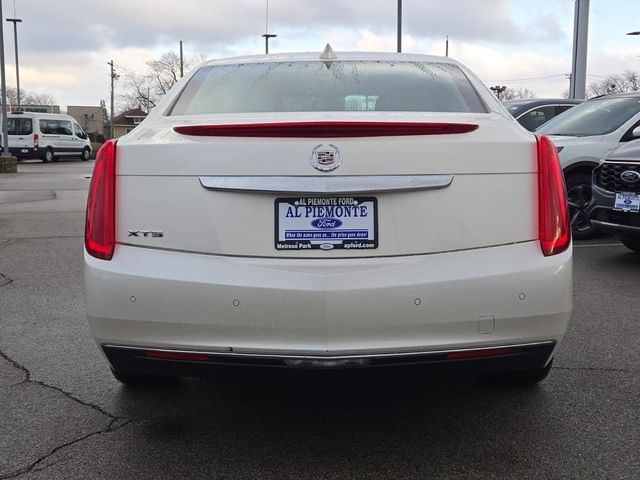 2015 Cadillac XTS Base