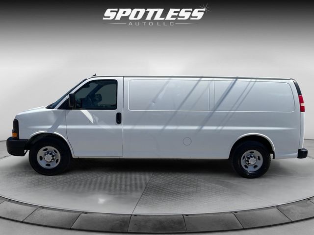 2015 Chevrolet Express Base