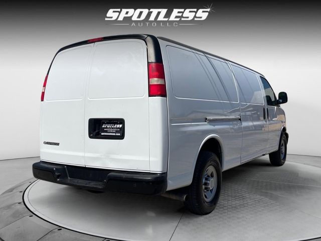 2015 Chevrolet Express Base