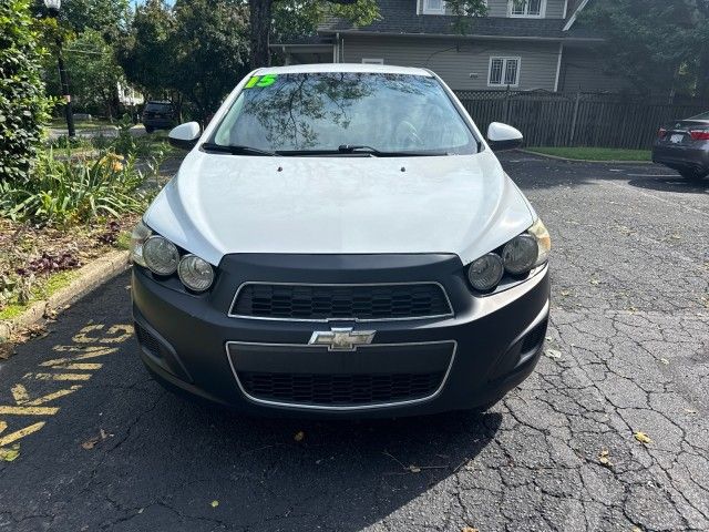 2015 Chevrolet Sonic LS