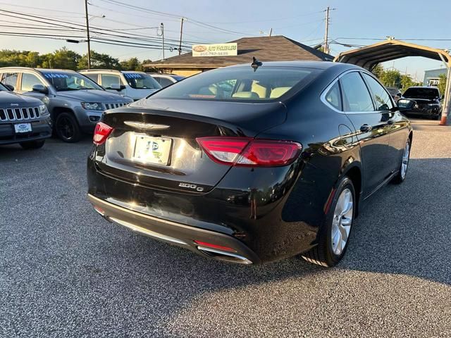 2015 Chrysler 200 C