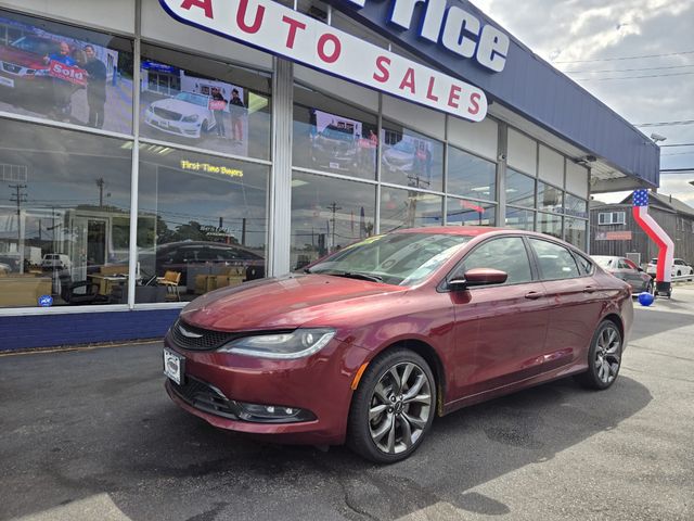 2015 Chrysler 200 S