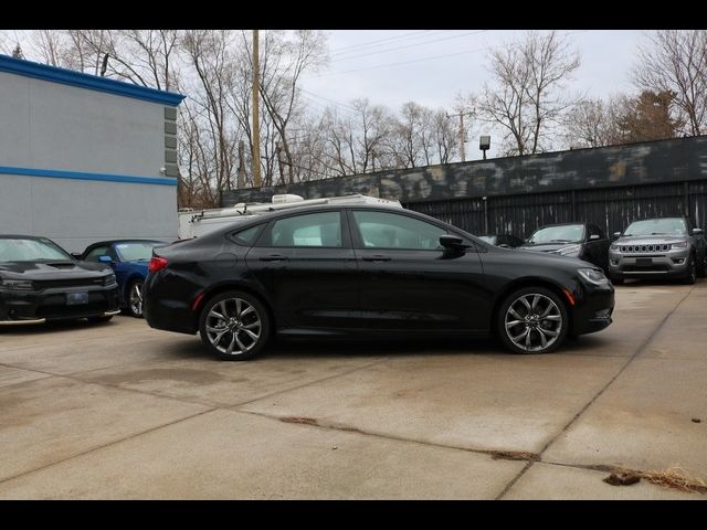 2015 Chrysler 200 S