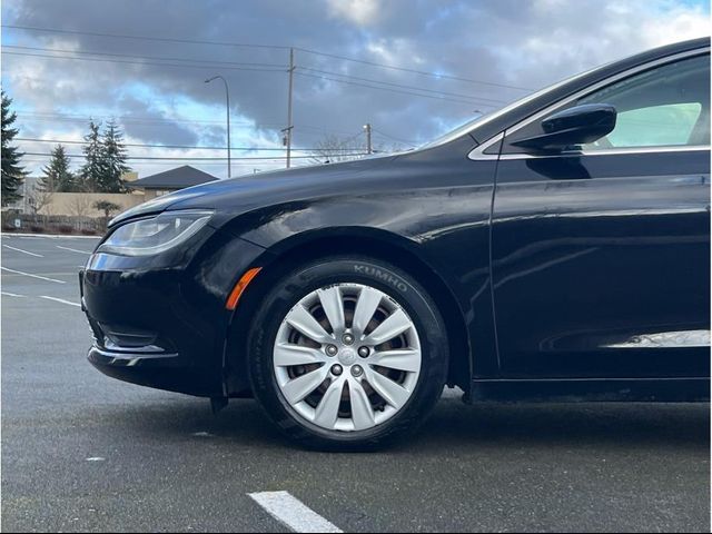 2015 Chrysler 200 LX