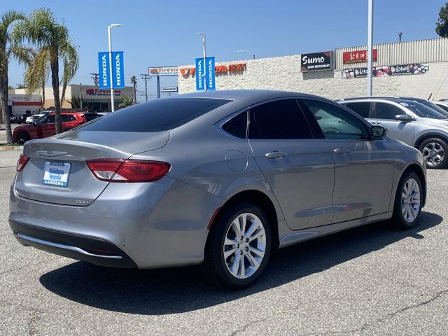 2015 Chrysler 200 Limited