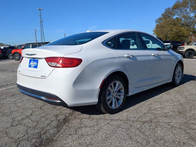 2015 Chrysler 200 Limited