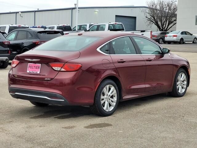 2015 Chrysler 200 Limited