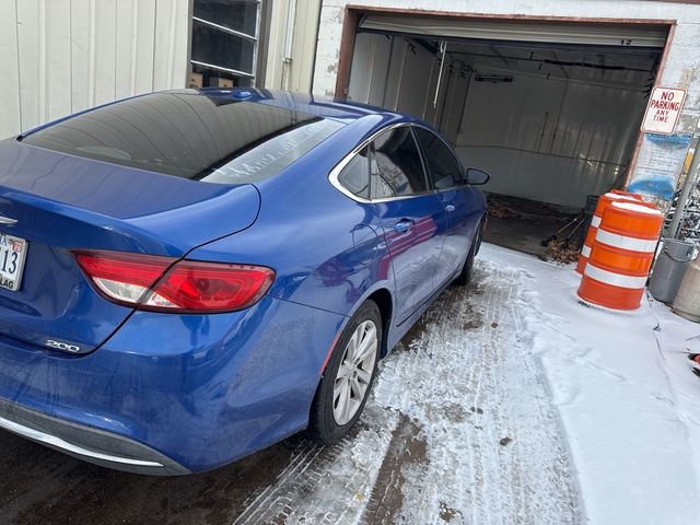 2015 Chrysler 200 Limited