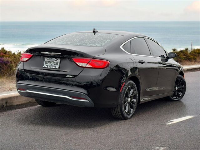 2015 Chrysler 200 Limited