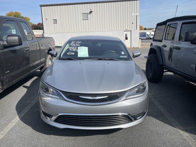 2015 Chrysler 200 Limited