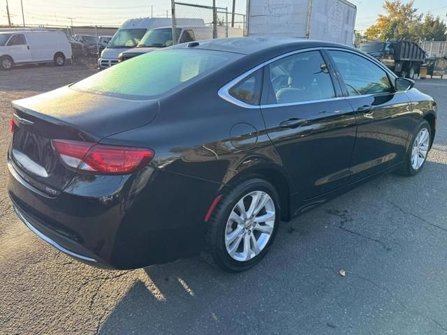 2015 Chrysler 200 Limited