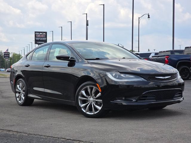 2015 Chrysler 200 S