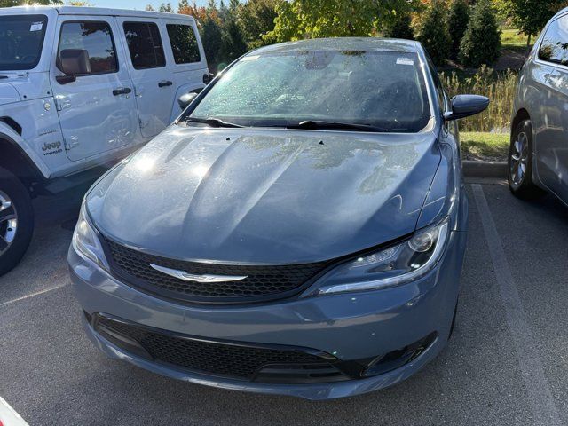 2015 Chrysler 200 S