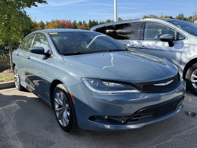 2015 Chrysler 200 S