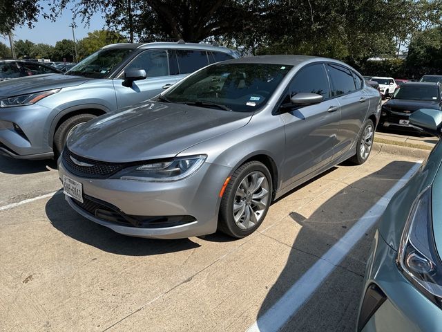 2015 Chrysler 200 S