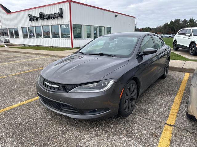 2015 Chrysler 200 S