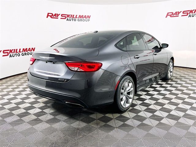 2015 Chrysler 200 S