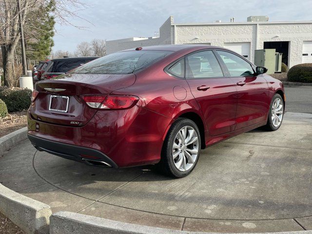 2015 Chrysler 200 S