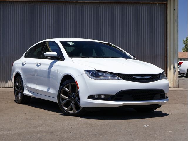 2015 Chrysler 200 S