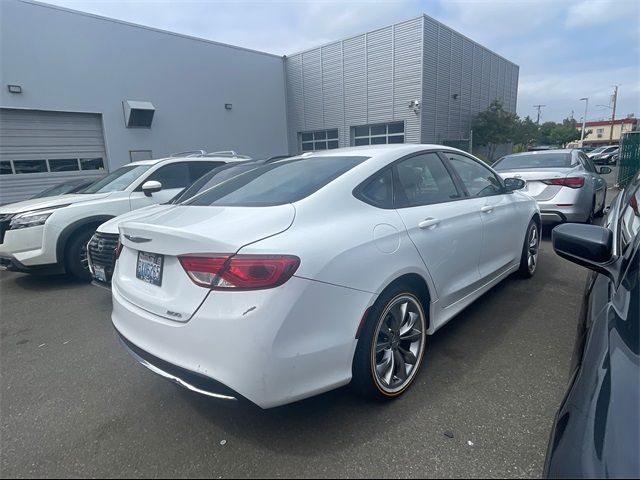 2015 Chrysler 200 S