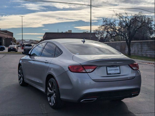 2015 Chrysler 200 S