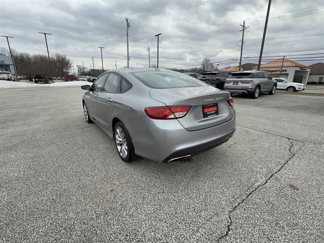 2015 Chrysler 200 S