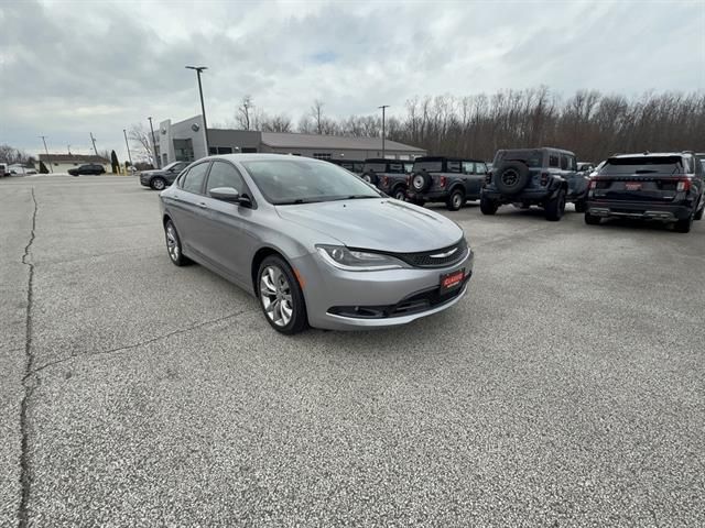 2015 Chrysler 200 S