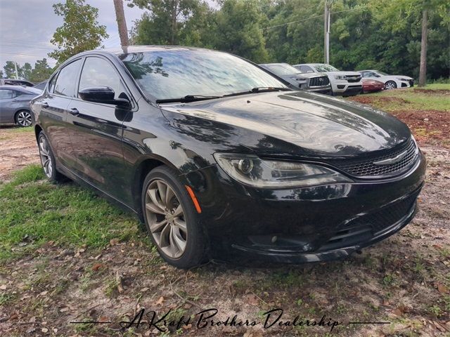 2015 Chrysler 200 S