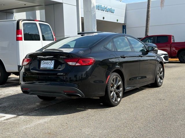 2015 Chrysler 200 S