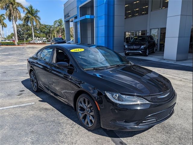 2015 Chrysler 200 S