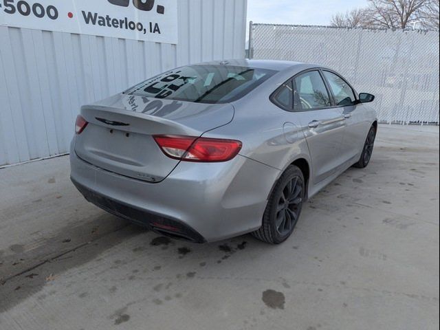 2015 Chrysler 200 S