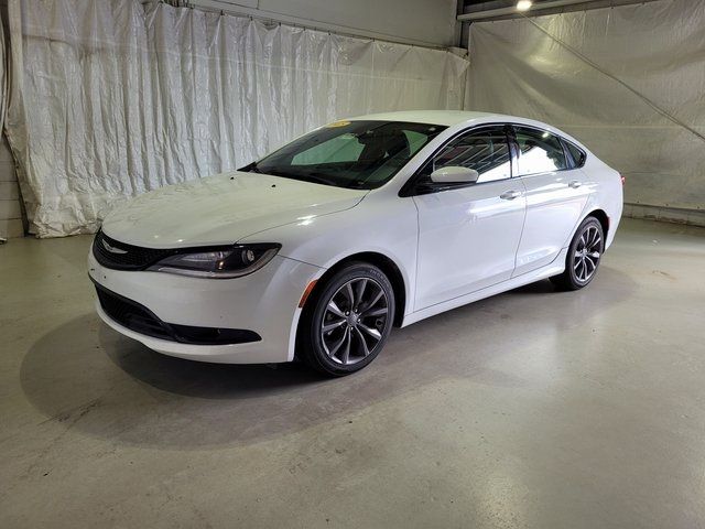 2015 Chrysler 200 S