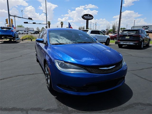 2015 Chrysler 200 S