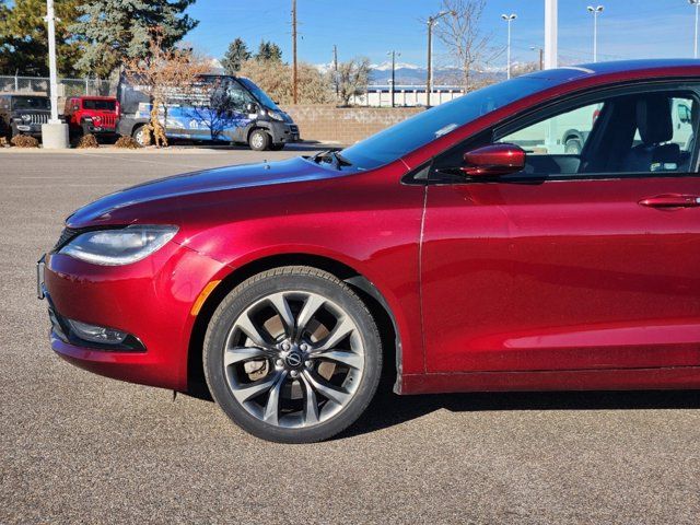 2015 Chrysler 200 S