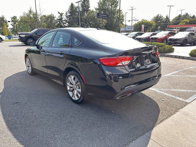 2015 Chrysler 200 S