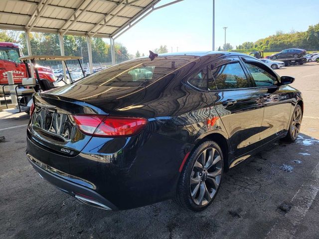 2015 Chrysler 200 S