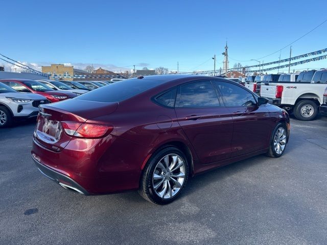 2015 Chrysler 200 S