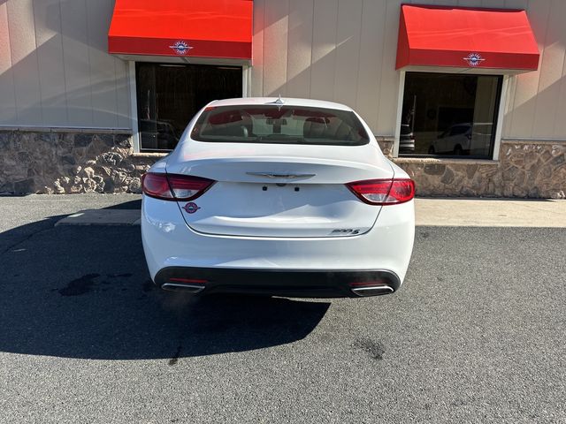 2015 Chrysler 200 S