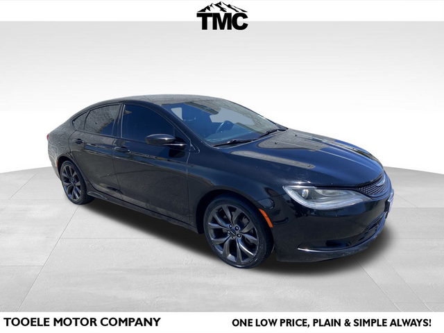 2015 Chrysler 200 S