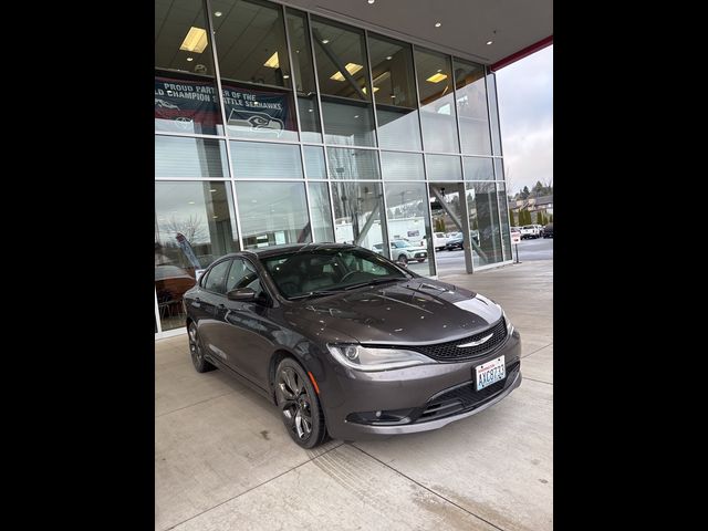 2015 Chrysler 200 S