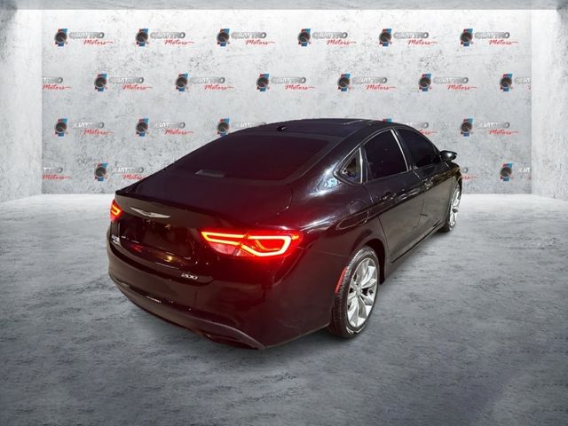 2015 Chrysler 200 S