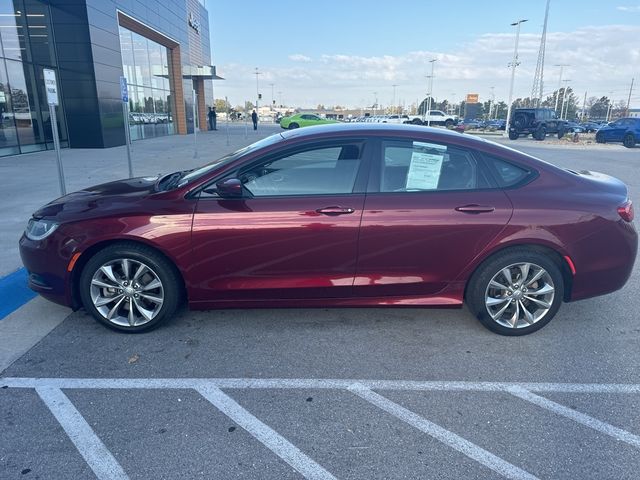 2015 Chrysler 200 S